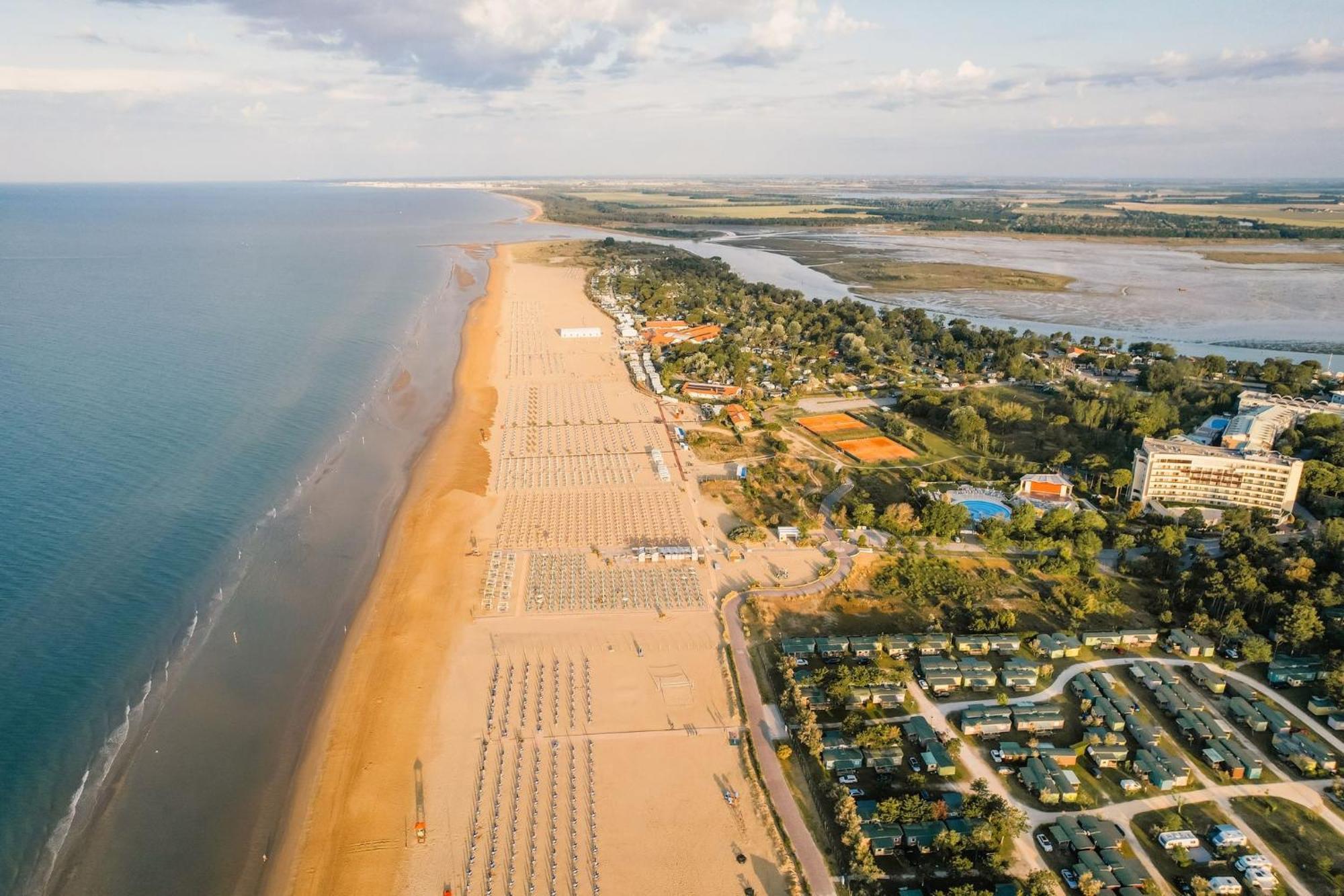 Cozy Villa 250 Metres From The Beach - Beahost - Бибионе Экстерьер фото